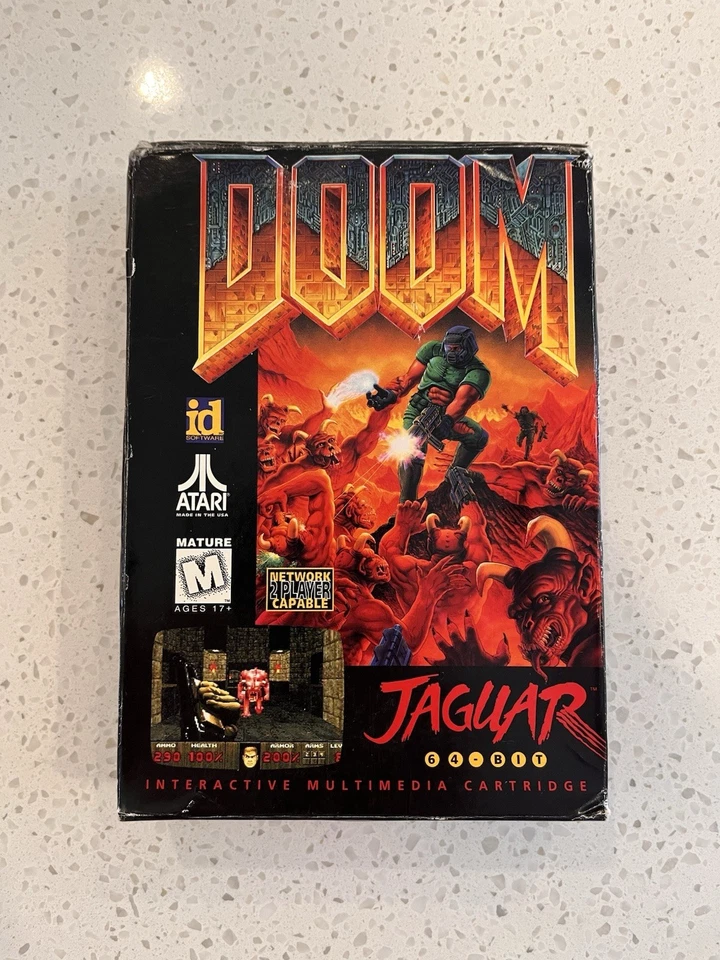 Atari Jaguar - Doom - Complete w/ Manual and Overlay - Image 2 of 4