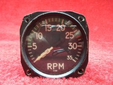 Consolidated Instrument Co Inc Twin Tach RPM Indicator PN 57-5AW