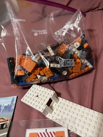 LEGO City #7686 Helicopter Transporter - Complete, All Figs, No Box