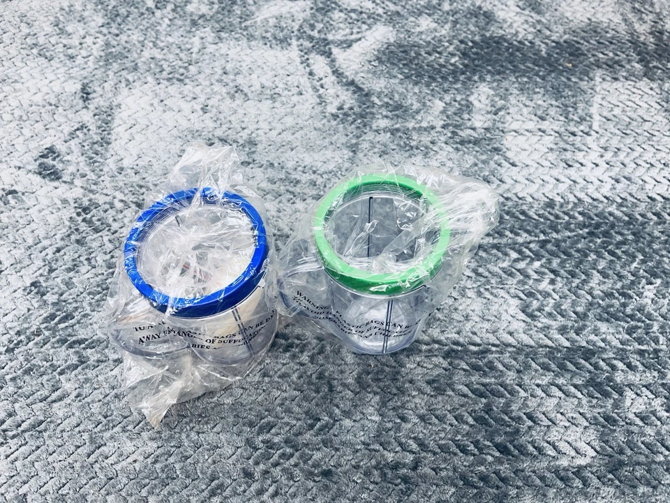 2 Magic Bullet Cups w/ Lip Rings Blue & Green Replacement Mugs Parts - Image 2 of 3