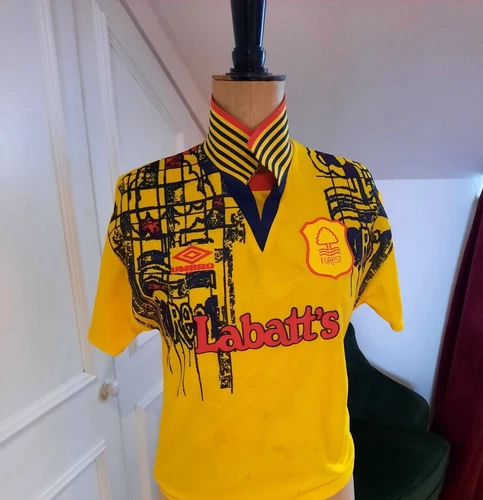 Rare Original Nottingham Forest 1995 1996 Yellow Labatt's Football Shirt Size Y