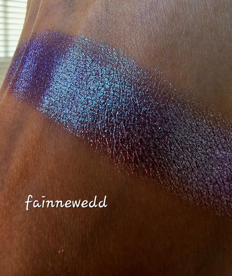 Multichromes Bundle 5 Pressed Pans Holographic Eyeshadows Duochrome Iridescent  - Image 4 of 4