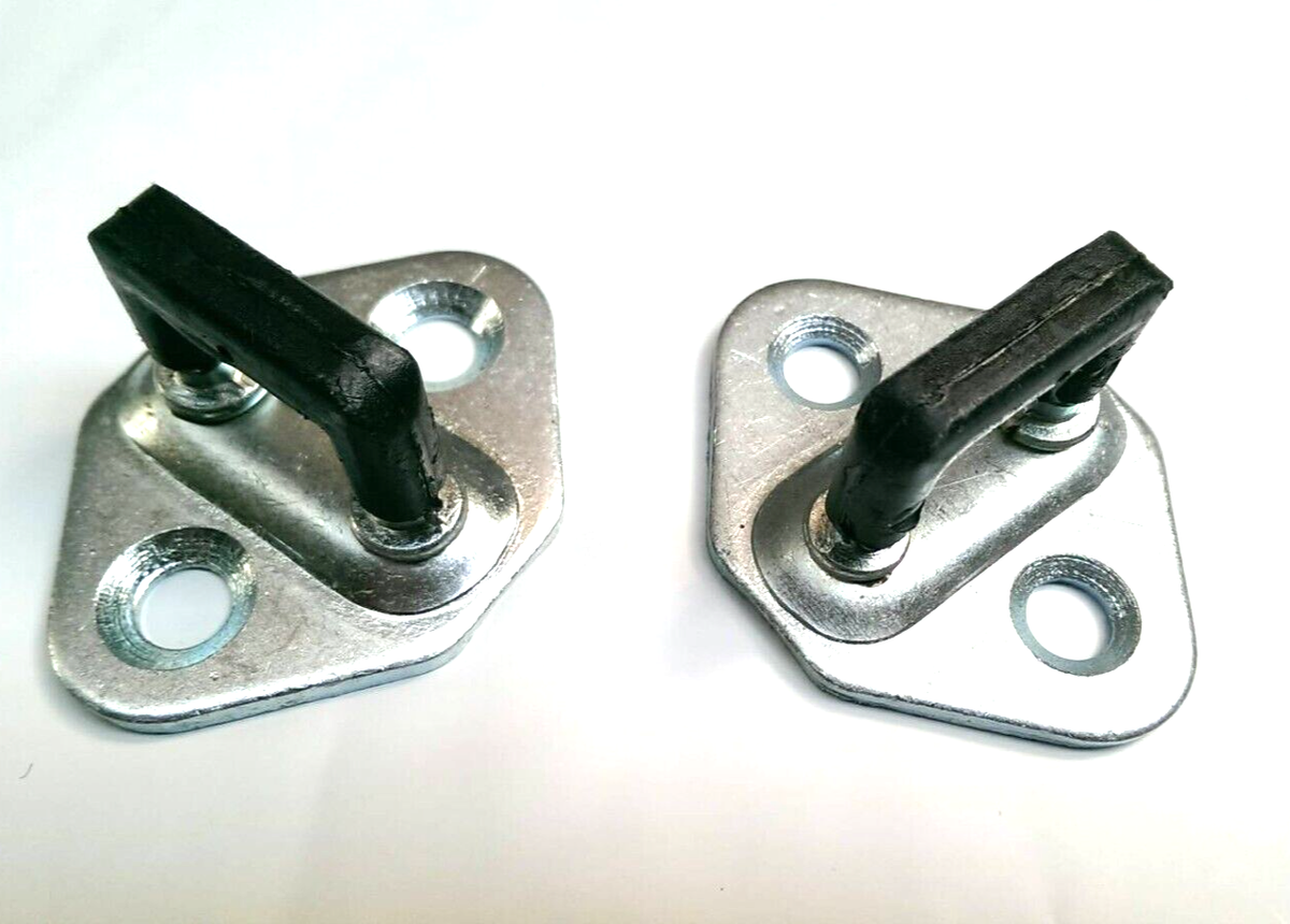 AAA Door Latch Striker Assy Plate For 97-05 Toyota Hilux Tiger 6th Gen