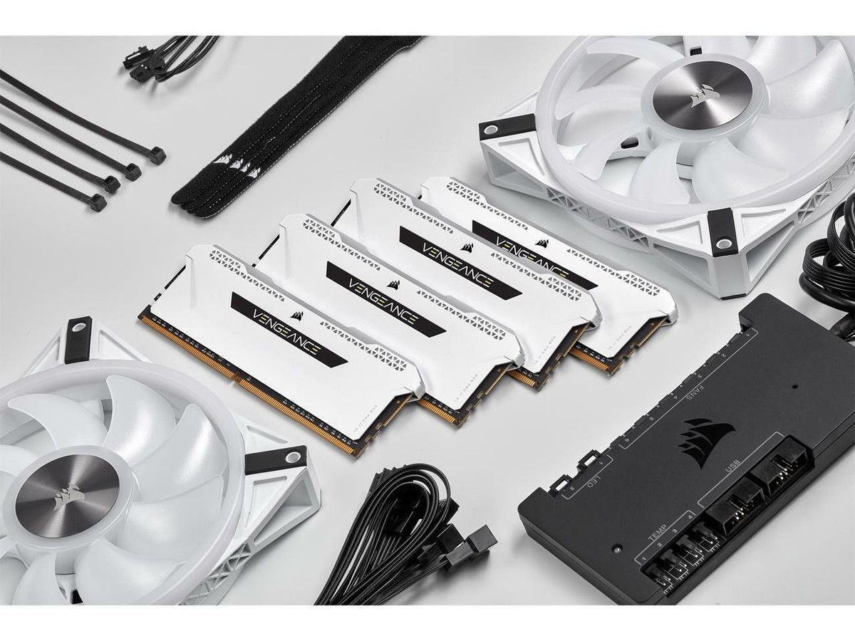 CORSAIR Vengeance RGB Pro SL 32GB (2 x 16GB) 288-Pin PC RAM