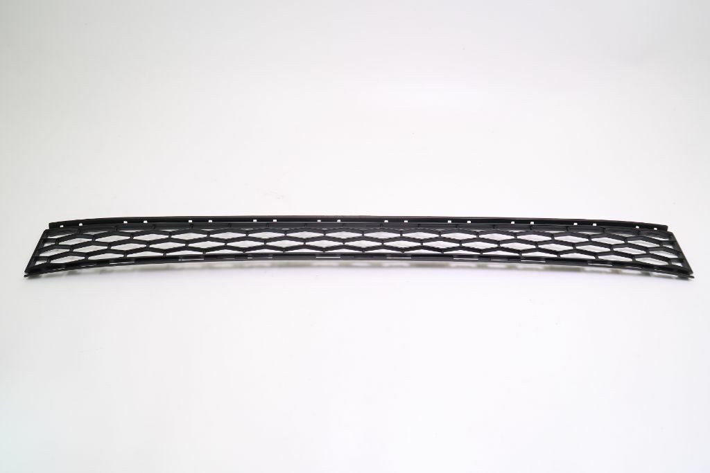 Maserati Ghibli front bumper center grille #759