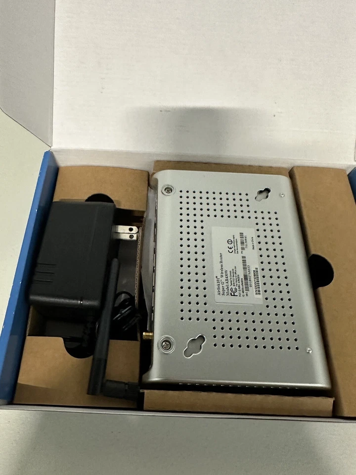 NEW Airlink AR430W 54 Mbps 4-Port 10/100 Wireless G Router - Image 2 of 2