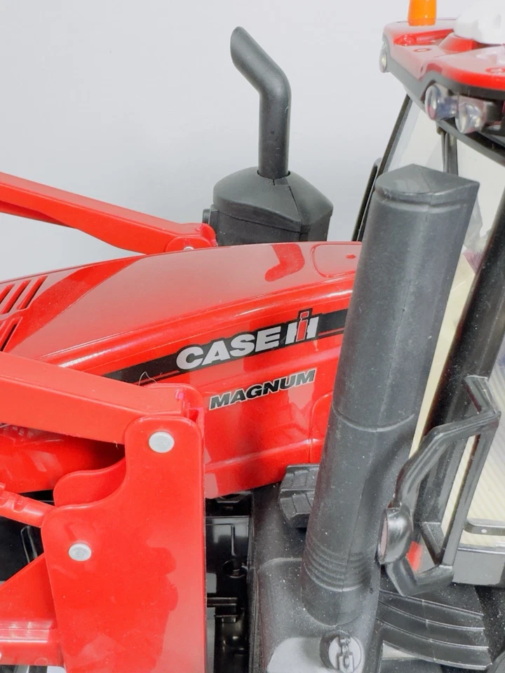Case IH Magnum 380 CVT 拖拉机玩具带前装载机 – 已测试和工作 — 第 2/4 张图片