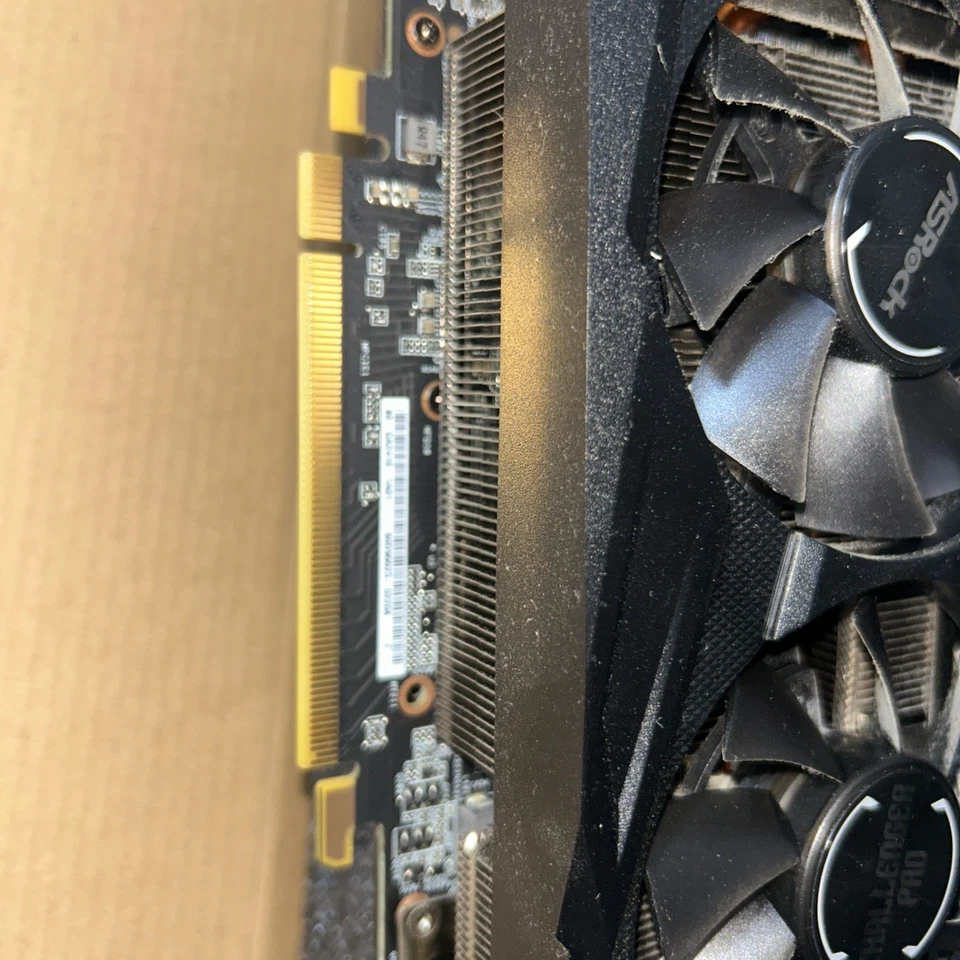 ASRock AMDRadeon RX 5600 XT Challenger Pro OC 6GB GDDR6 Graphics Card GPU - Image 3 of 3