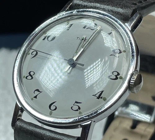 Vintage 1971 Timex Mercury 16070 2471 White Enamel Dial - New Leather Runs Great