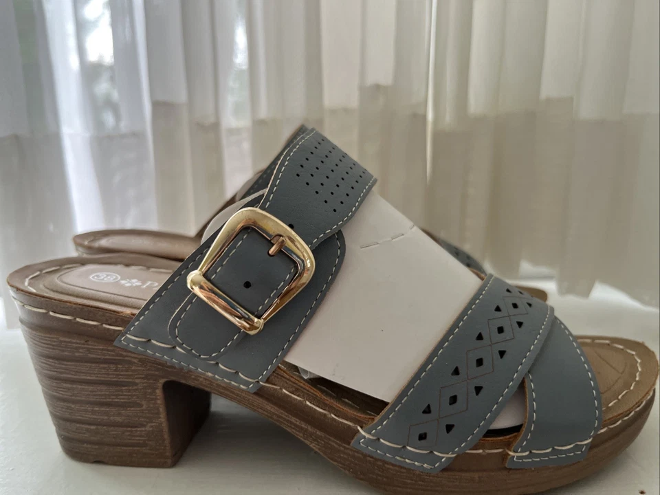 PATRIZIA Asymetrical Slide NWB Size 7.5/8 Blue - Image 4 of 4