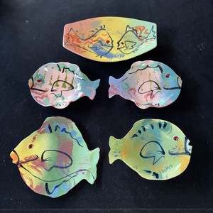 5 Jim Rice Handmade Ceramic Studio Pottery Painted Textured Fish Plate Hanging