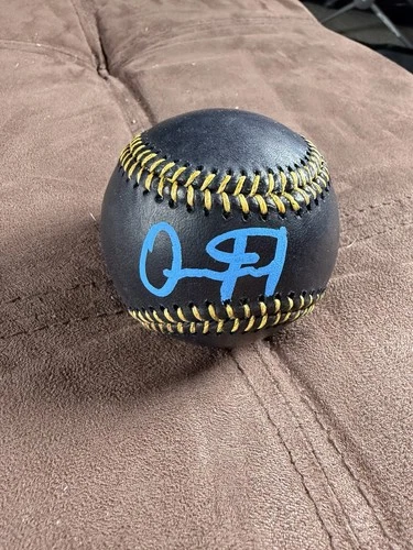 Eduardo Quintero signed Rawlings MLB official baseball - Beckett Authenticated