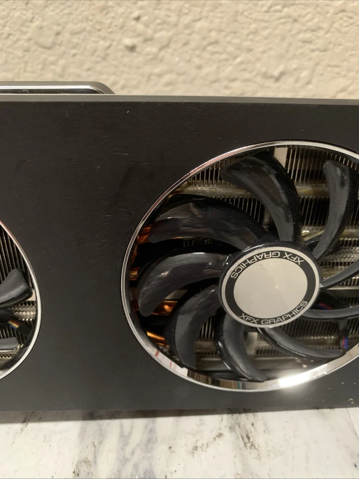 XFX Radeon R9 290X 4GB GDDR5 PCI-E Video Card R9-290X-ED - Image 4 of 4