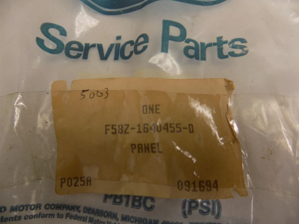 Nuevo OEM 1995-2003 Ford Windstar Esquina Trasera Izquierda Panel Interior Moldura Cubierta Foto 3 de 3