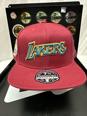 Los Angeles Lakers Mitchell & Ness  HWC Northern Lights Collection  Sz 7-5/8