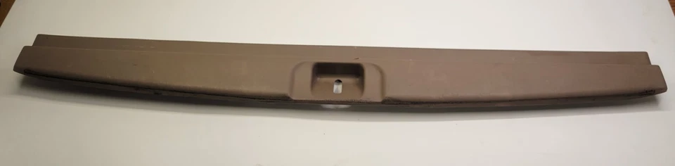 2004 斯巴鲁内陆升降门装饰磨损板 — 第 3/4 张图片