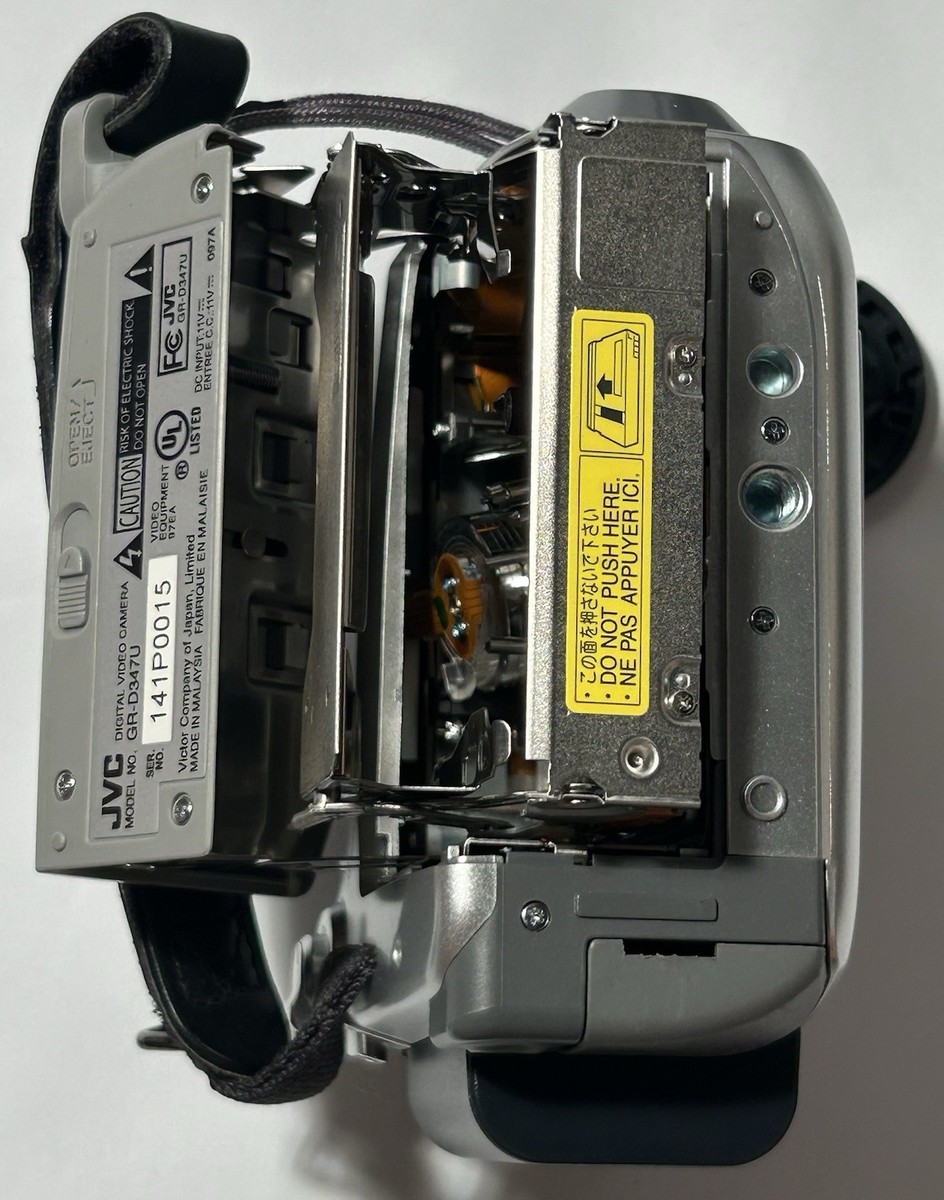 JVC GR-D347U Digital Video Camera 28x Optical Zoom In Box Manual