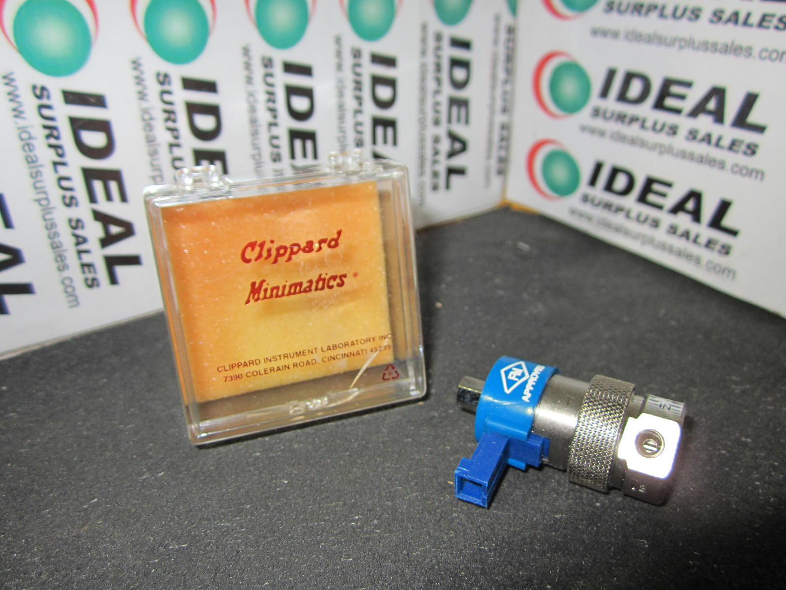 CLIPPARD E1035 Valve 15.5VDC-New In Box img