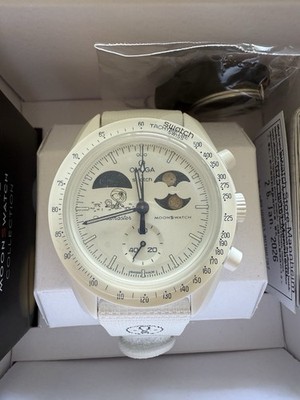 Swatch x Omega Mission To Earthphase Moonshine Gold Cold Moon Snoopy Neu