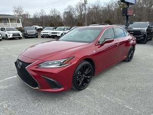 2022 Lexus ES300h 300h