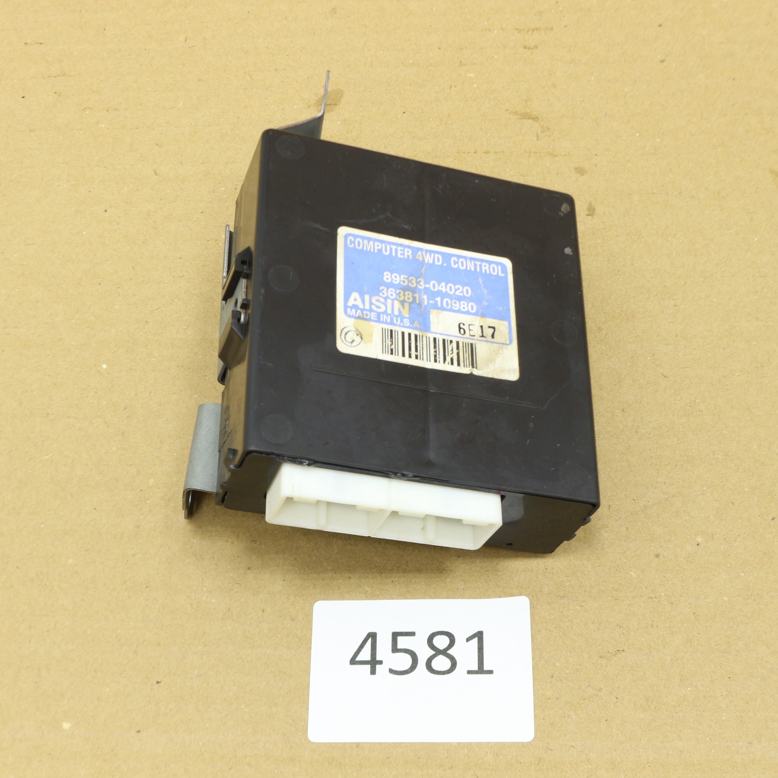 Toyota Tacoma 2005-2009 OEM Genuine 4 Wheel Drive Control Module 89533-04020