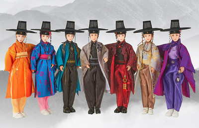 BTS X MATTEL Hanbok Puppe Koreanische Traditionelle Kleidung DANJANG Vivid Co...