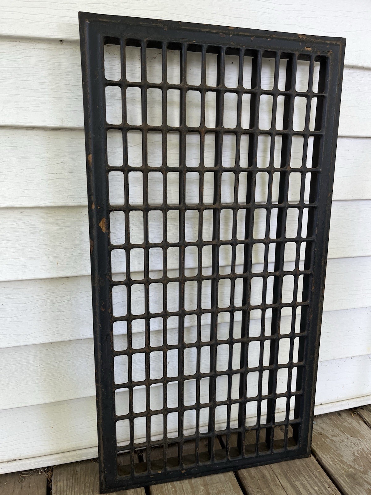 как выглядит Vintage Metal Heat Register Vent.   26 x 14  24 x 12 Opening фото