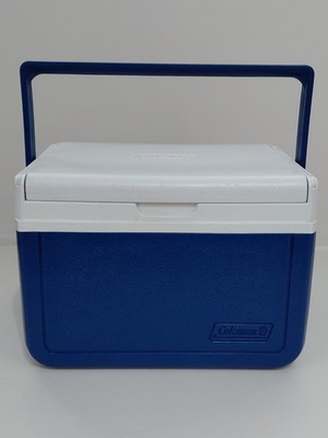 Coleman 5 Quart FlipLid Vintage persönliche Kühlbox   blau & weiß   hergestellt in den USA