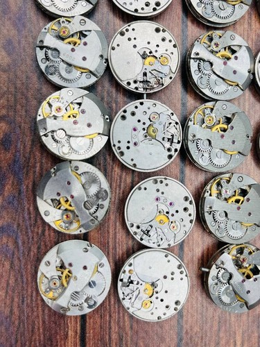 Vintage Uhrwerke Zahnradsatz 55 tlg rund 20mm Mechanismen Steampunk Teile - Bild 9 von 13