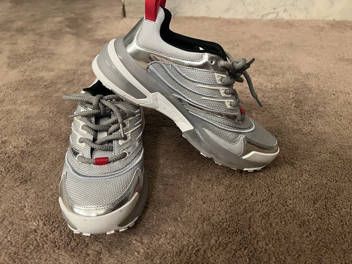 Givenchy hot sale sneakers outfit