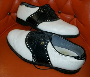 footjoy classics spikeless