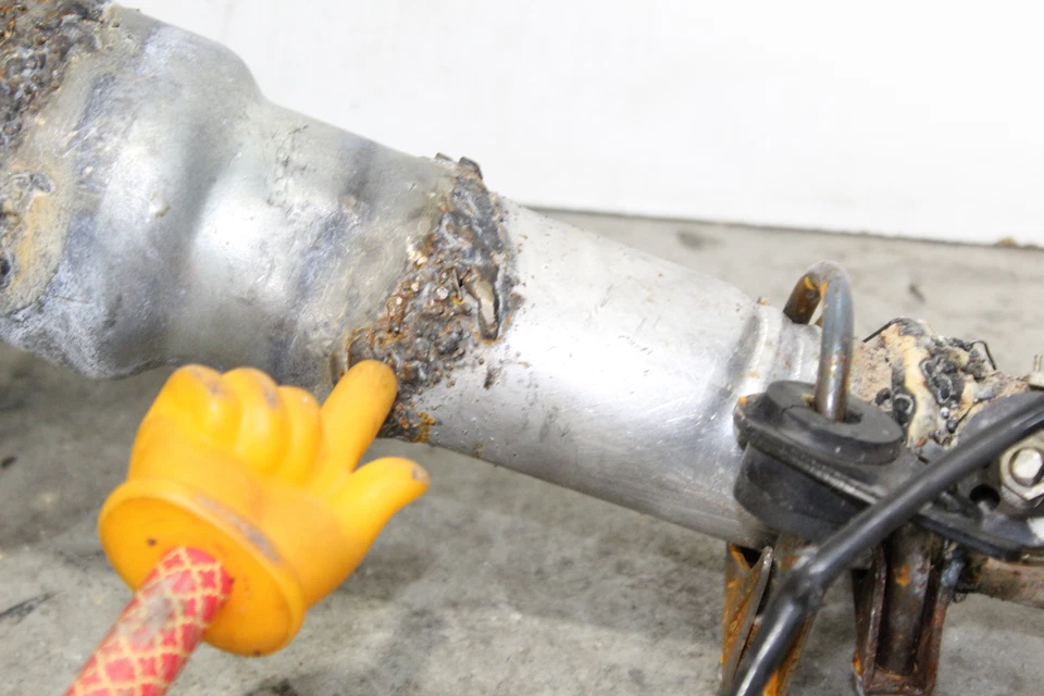 11-22 Suzuki Gsxr750 Full Exhaust System Header Pipe Muffler - Image 4 of 4