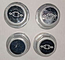 4 Vintage Unbranded Threaded Hub Cap From The 20s And 30s