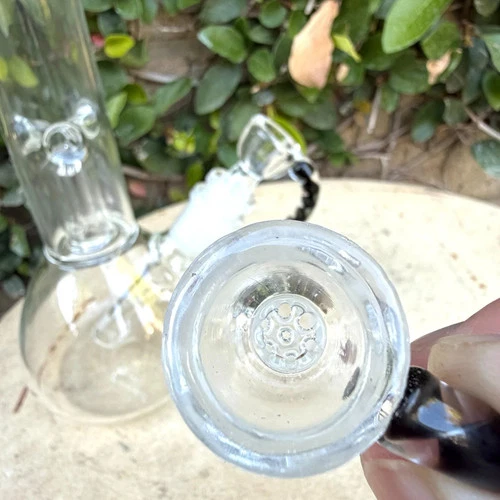 1 Pair of Premium 14mm Black Horn Bowl Holder Thick Glass Made Built-in Screen - Picture 5 of 8