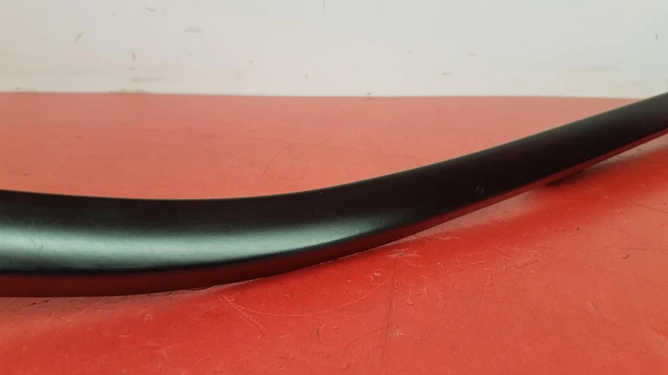 McLaren 570GT 2017 cupé de 2 puertas pasajeros brazo limpiaparabrisas delantero cercano Foto 3 de 4