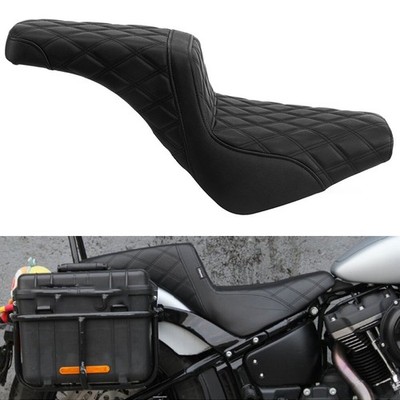 For Harley Softail Standard Slim Deluxe StreetBob Heritage Classic Black Seat