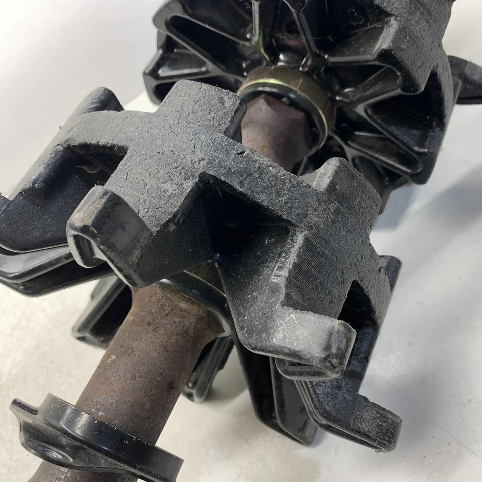 Conjunto de pista, accionamiento - Arctic Cat XF 800 SP LTD 2013 NEGRO Foto 3 de 4