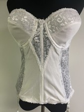 Carnival Plus Sz Feminine White Lace Trim Strapless Underwire Bustier  Size 42B