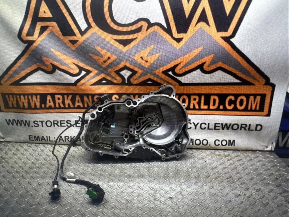 CUBIERTA EMBRAGUE PRIMARIO MOTOR 910 21 CAN AM SPYDER F3-S F3 SE6 CAN-AM ENVÍO GRATUITO Foto 2 de 4