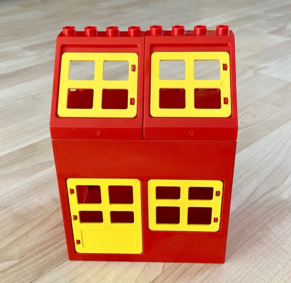 Lego Duplo Red 6x8x6 Building Farm Barn Yellow Slope Window Door Gate Vintage - Image 4 of 4
