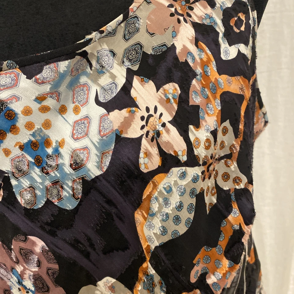 Camiseta sin mangas Kay Unger floral para mujer, mezcla de seda, talla 16 Foto 2 de 4