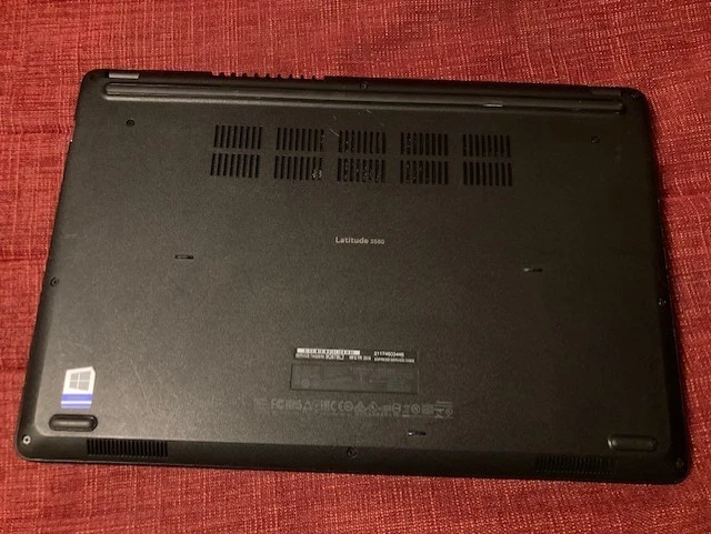 Dell Latitude 3580 · i3-6006U · 12GB · 240GB, photo 3 of 5