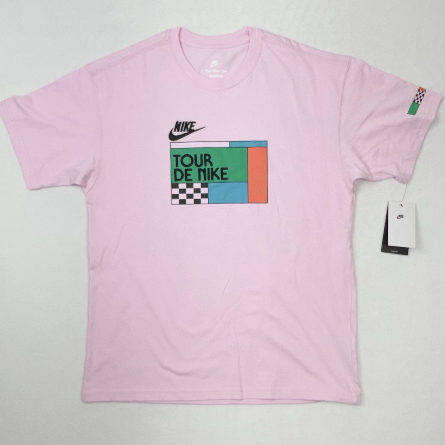 New Nike Tour De Nike Men s Medium T-Shirt Loose Fit Sportswear Embroidery Pink