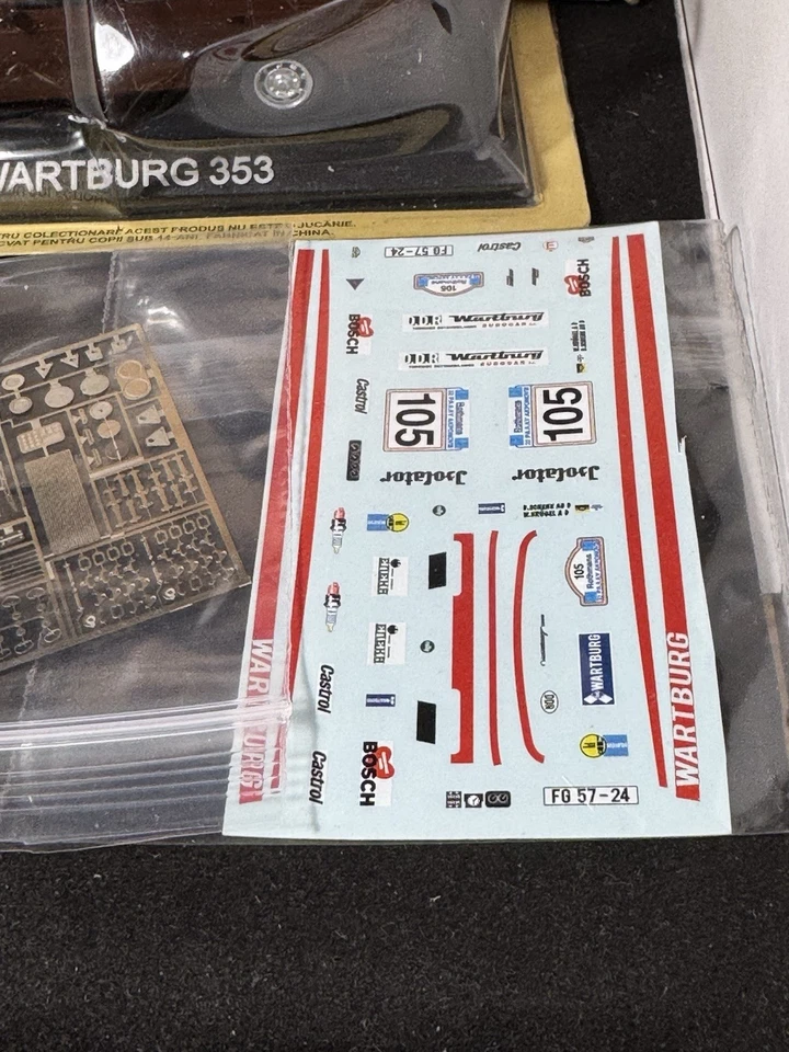 WARTBURG 353 #105 W.KRUGEL-D.SCHENK ACROPOLIS RALLY 1985 1:43 Transkit + Base - Immagine 4 di 4