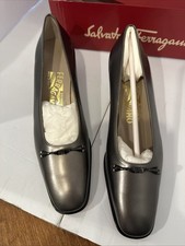 Salvatore Ferragamo Heels Women's Size 7 Gray Metallic Pewter GUC