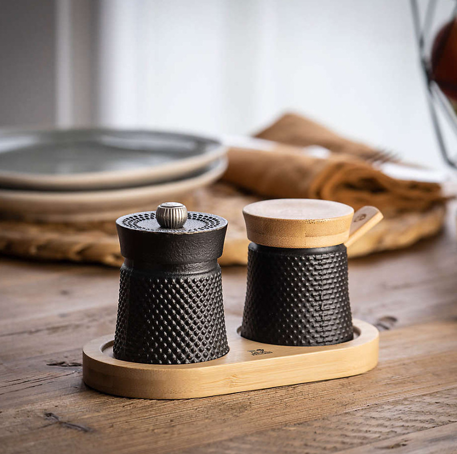 Peugeot Bali Black Cast Iron Pepper Mill and Salt Cellar Set ( NEW ) - Full Box