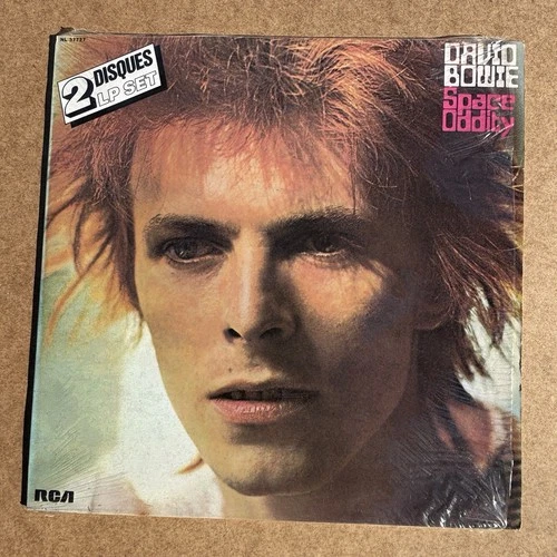 DAVID BOWIE - SPACE ODDITY / THE MAN WHO SOLD THE WORLD  NEAR MINT 2 VINYL LP