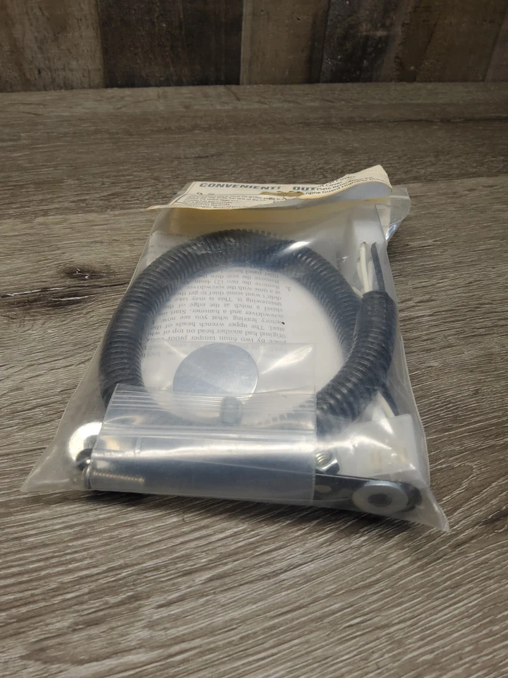 Kit de reubicación de encendido Rivco Triumph Rocket III 3 TR3080 NOS  Foto 4 de 4