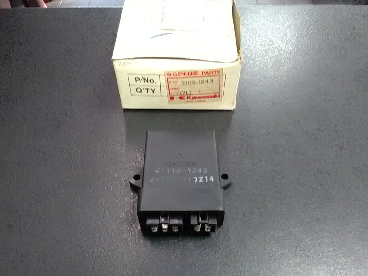 スペシャルBOX KAWASAKI ZX10 B CDI ECU IGNITION IGNITER ZX-10 ZX1000 1988-1990