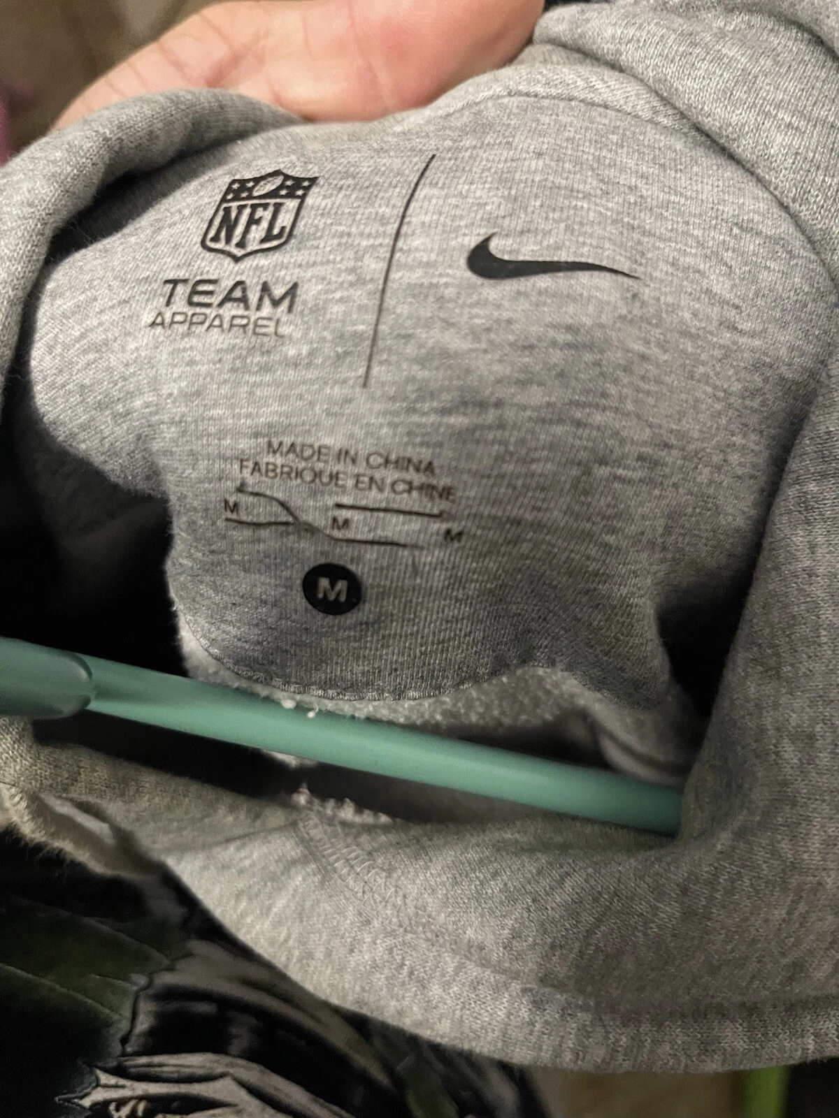 Philadelphia Football Eaglles gray kelly green logo